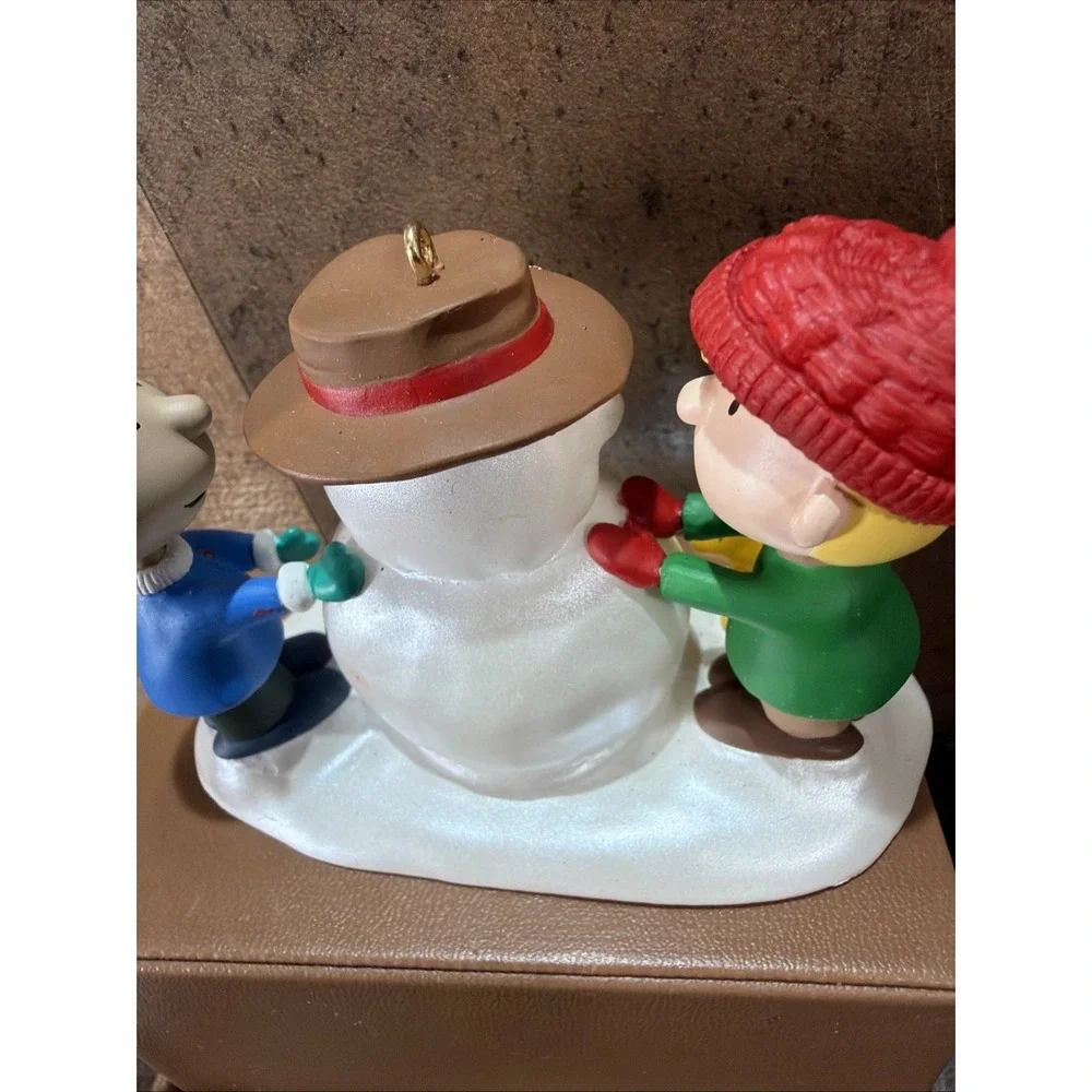 1998 Hallmark Keepsake Peanuts Follow the Leader Ice Skating 4 Ornaments Vintage